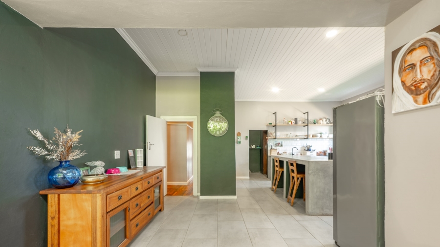 5 Bedroom Property for Sale in Bredasdorp Western Cape
